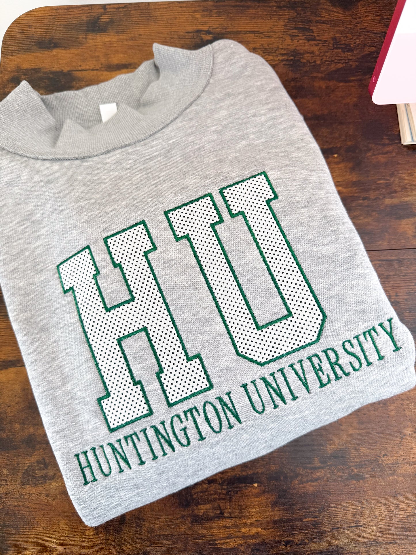 HU Huntington University Mockneck
