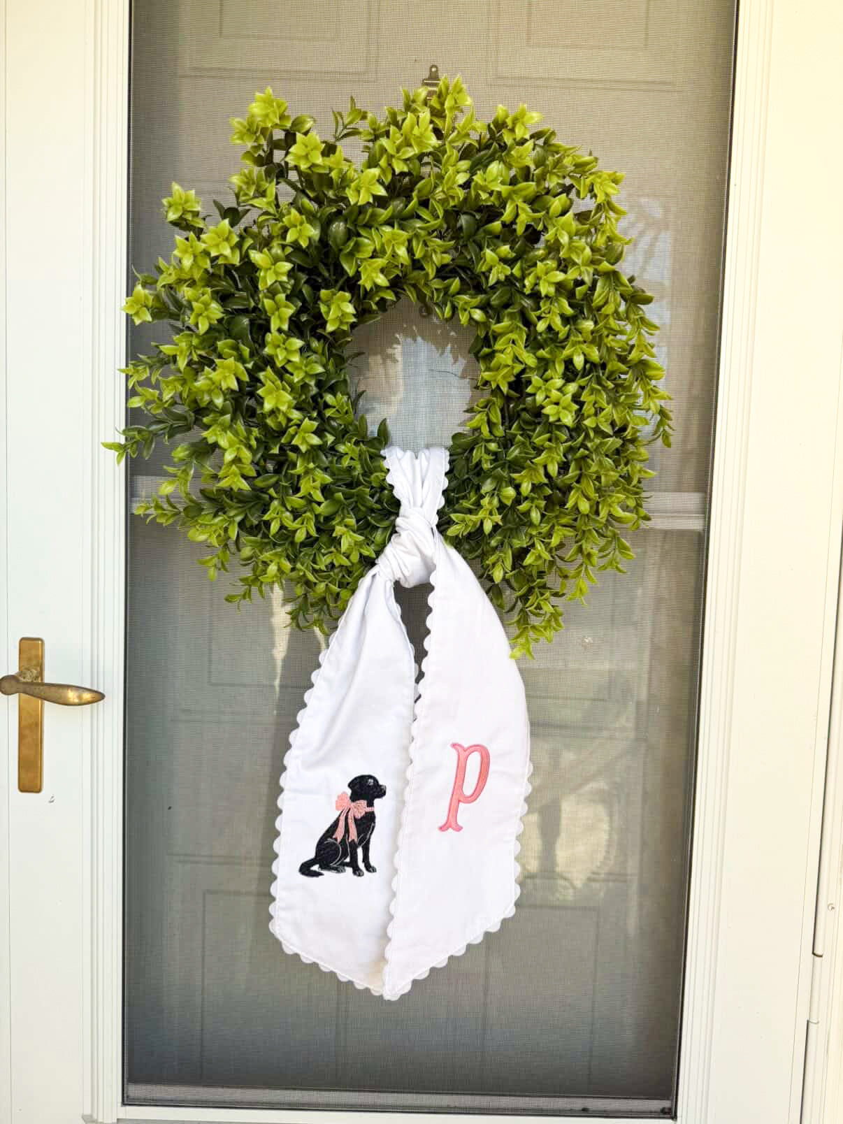 White Monogrammed Labrador Wreath Sash