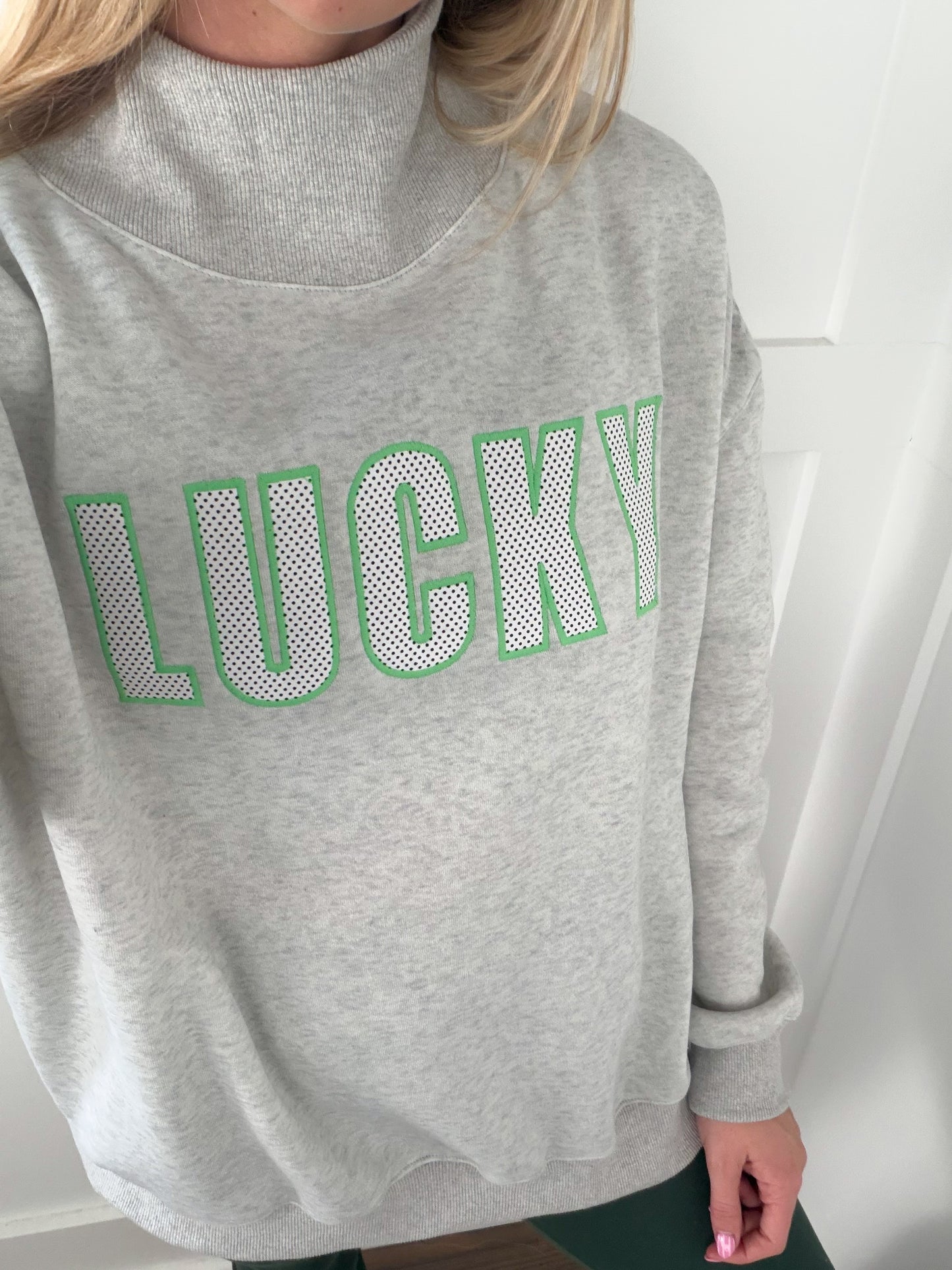LUCKY Mockneck