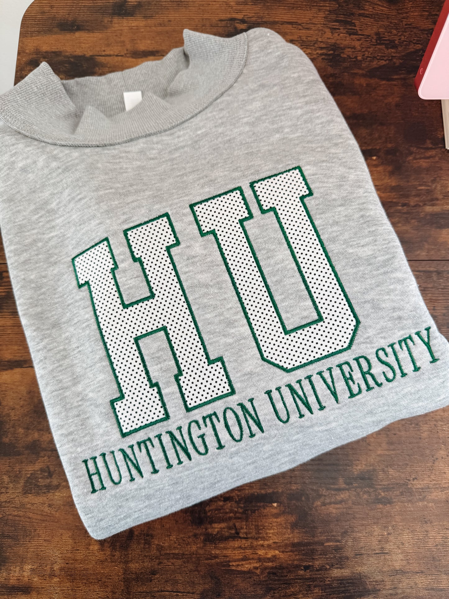 HU Huntington University Mockneck